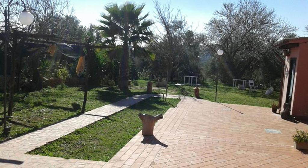 Agriturismo Vita E Natura Villa Noto Buitenkant foto